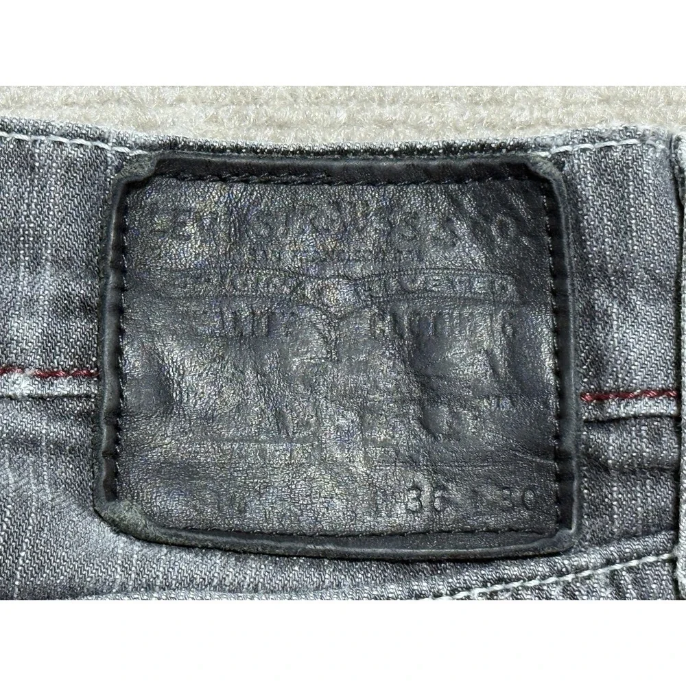 Levis 514 Jeans Mens 36x30 Gray Slim‎ Straight Distressed Denim Red Stitching